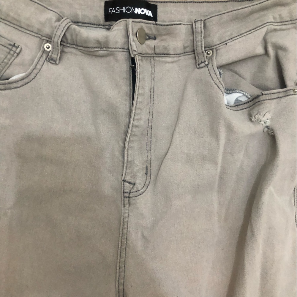 Fashion Nova Grey Distressed Skinny Jeans Plus Size - Picture 12 of 12